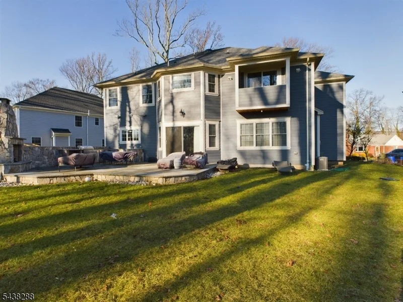 Photo of 301 Garrett Rd