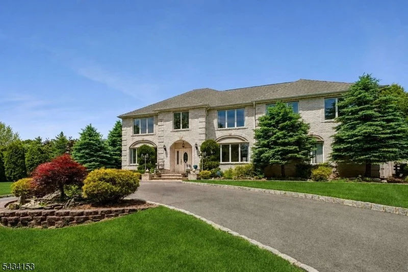 Photo of 1 Winchester Dr