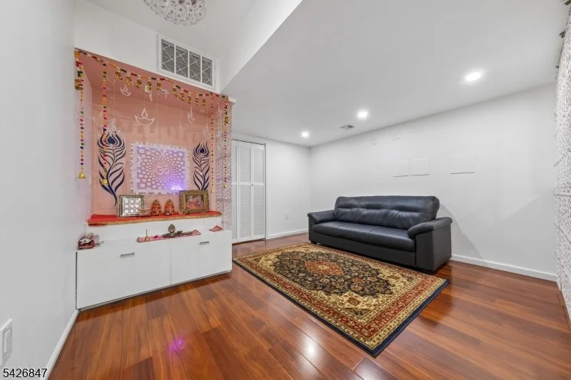 Photo of 21 Winding Way