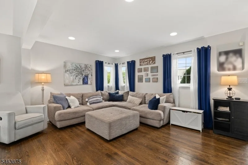 Photo of 86 Elm St