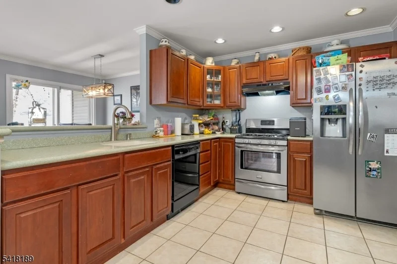 Photo of 89 Bourne Cir