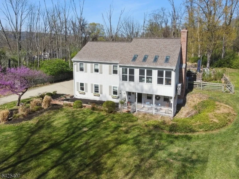 Photo of 108 Beacon Hill Rd