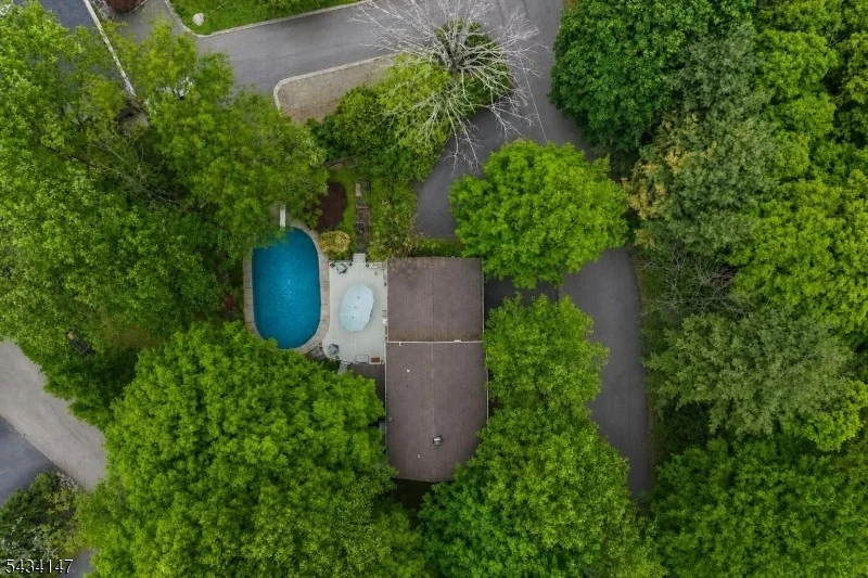 Photo of 33 Brooksyde Ave
