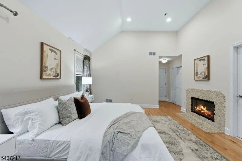 Photo of 12 Vine St