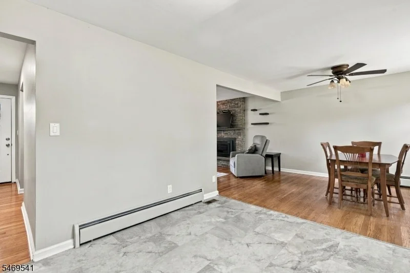 Photo of 3 Meadow Brook Rd