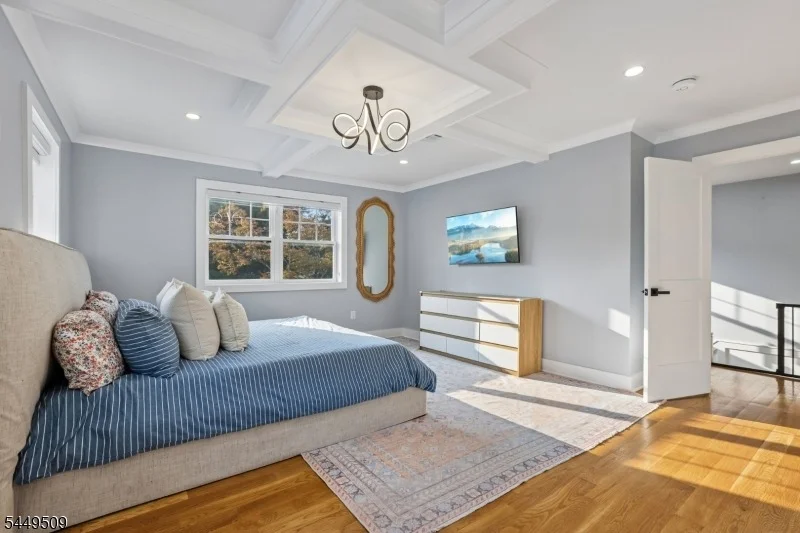 Photo of 6 Ridgedale Ave