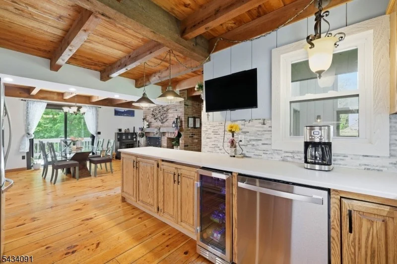 Photo of 35 Mockingbird