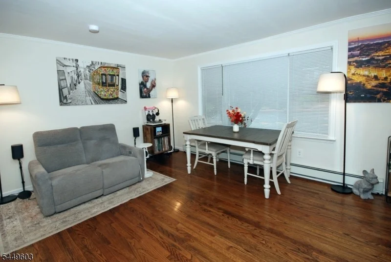 Photo of 18 Tamarack Rd