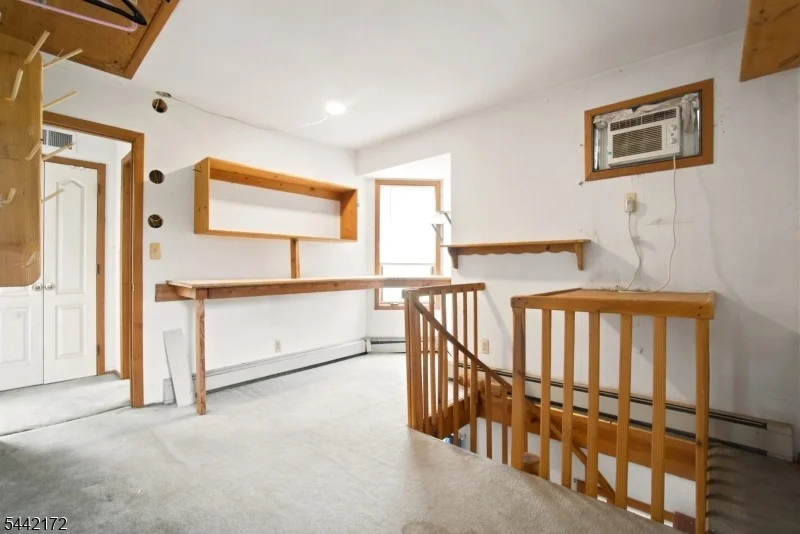 Photo of 175 Wertsville Rd