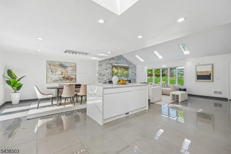 Photo of 13 Munsey Rd