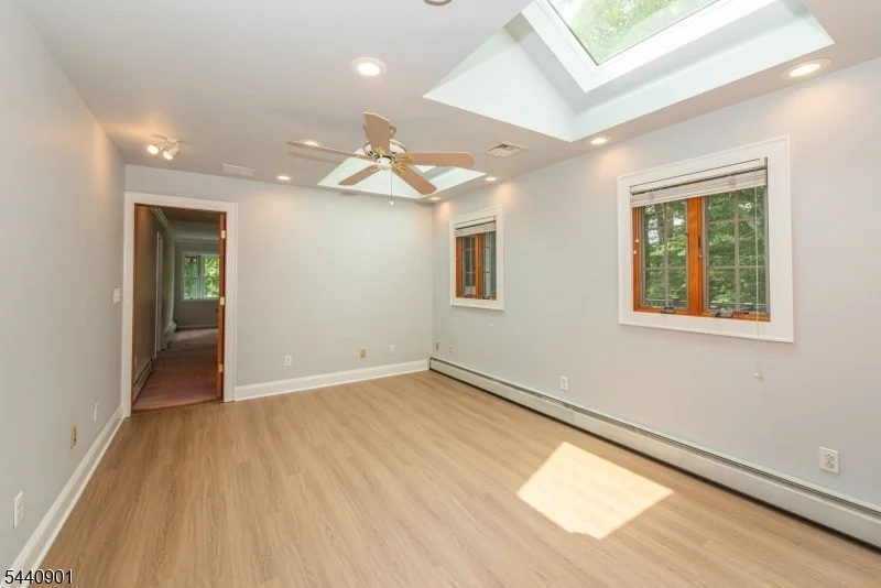 Photo of 9 Flintlock Dr