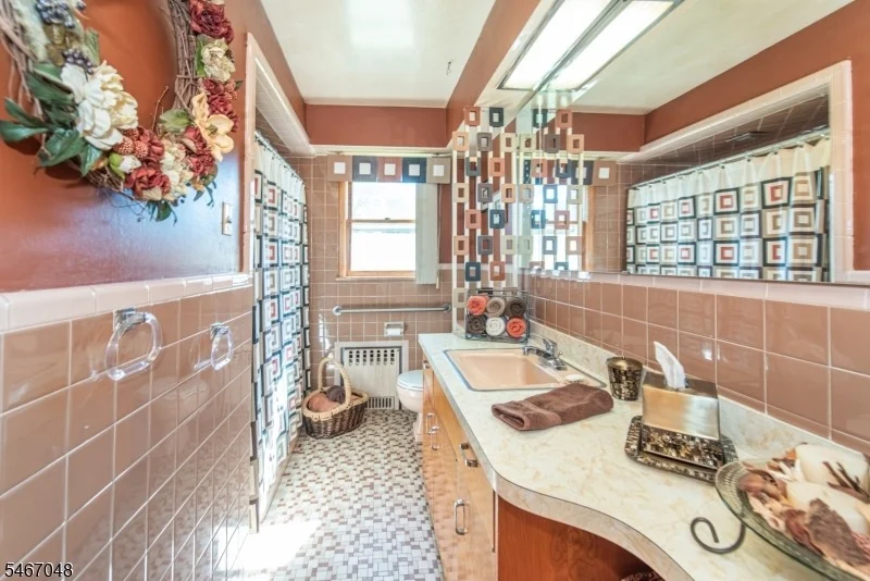 Photo of 104 OAK STREET