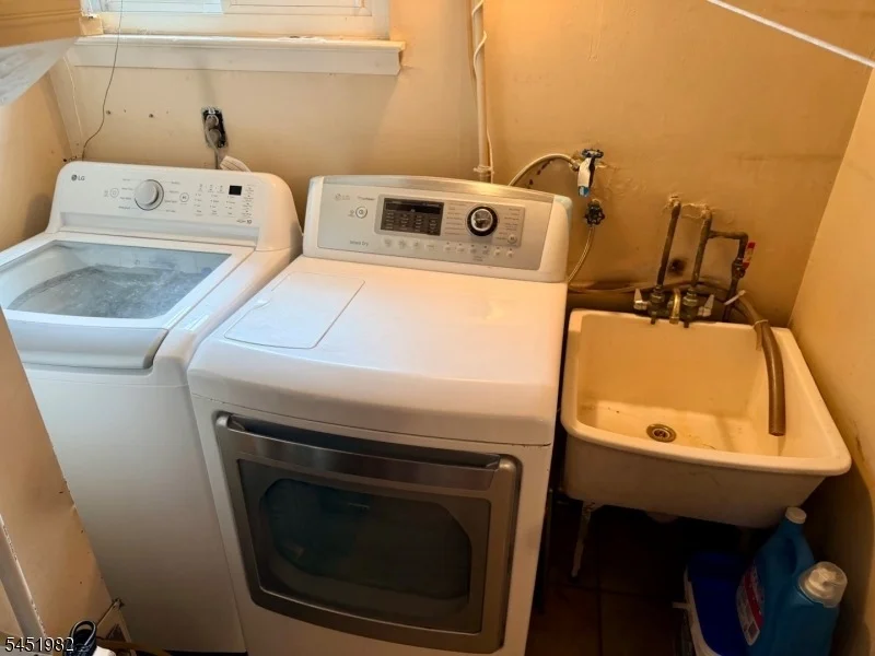 Photo of 114 Sandra Dr