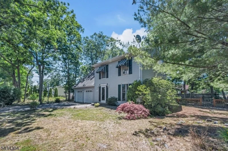 Photo of 244 Juniper Ln