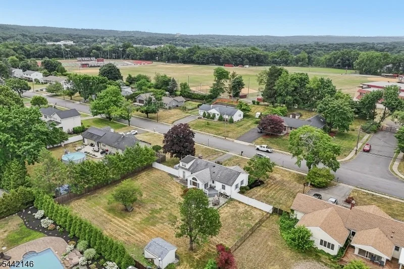 Photo of 49 Pancake Hollow Dr