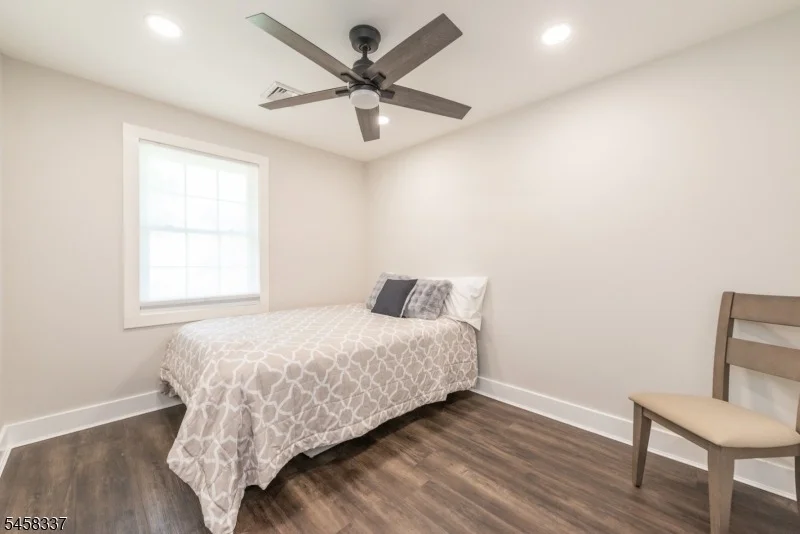 Photo of 11 Malcolm Dr