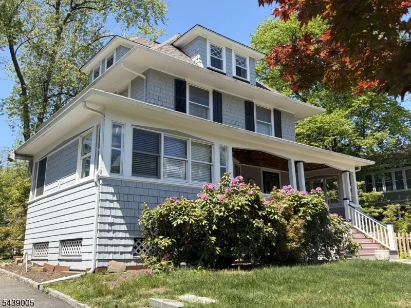Photo of 88 Edgemont Rd