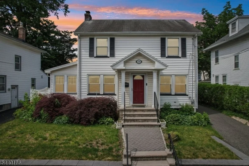 Photo of 34 Cypress St