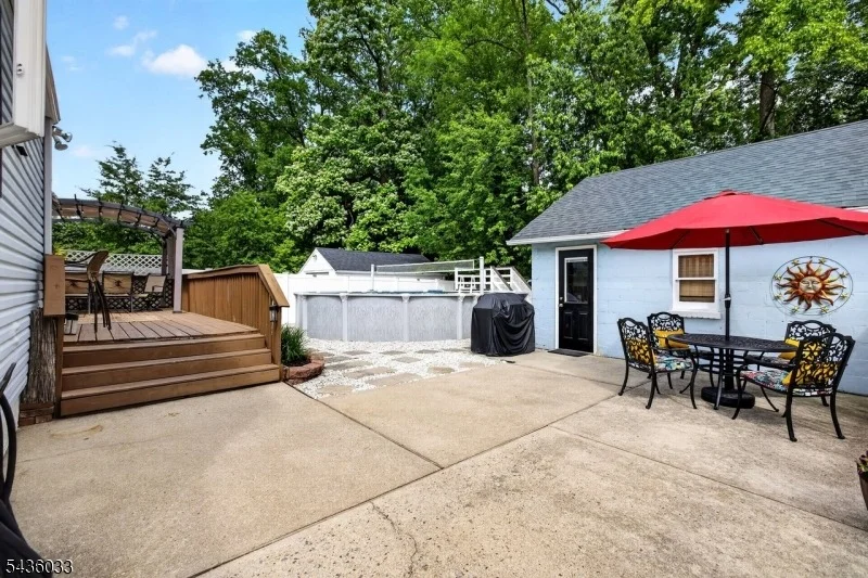 Photo of 73 JAMES AVENUE