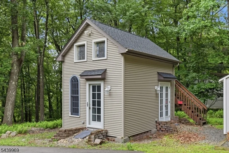 Photo of 223 Beacon Hill Rd