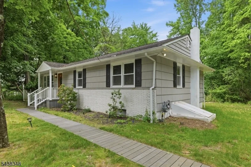Photo of 200 Conklintown Rd