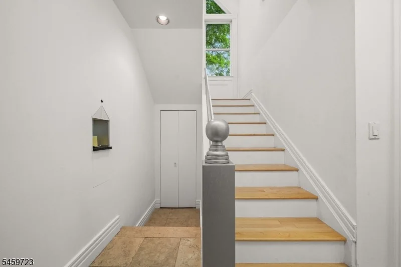 Photo of 303 Upper Mountain Avenue