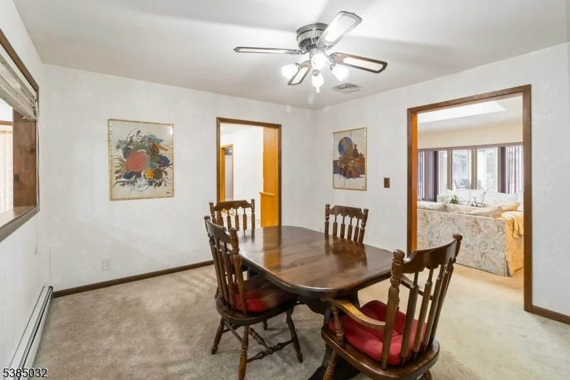 Photo of 6 Seabert Ln