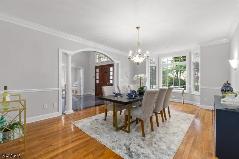Photo of 33 Fox Run