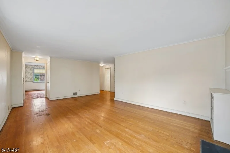 Photo of 137 Beekman Rd