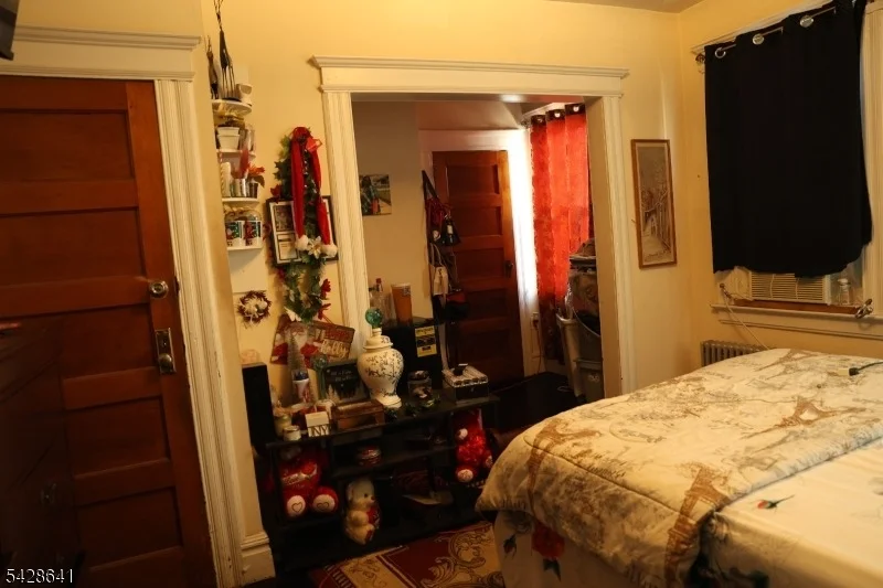 Photo of 169 Laurel Ave