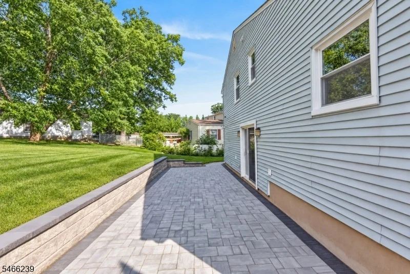 Photo of 280 Whippany Rd