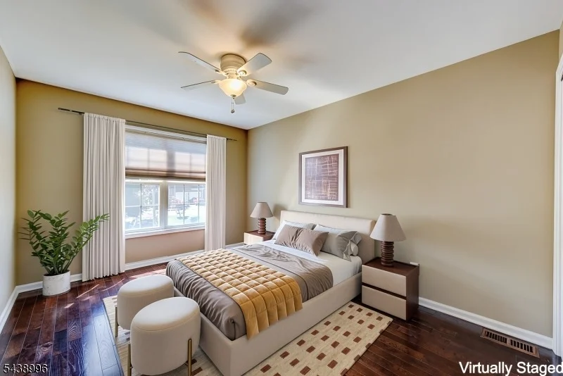Photo of 118 Barclay Dr