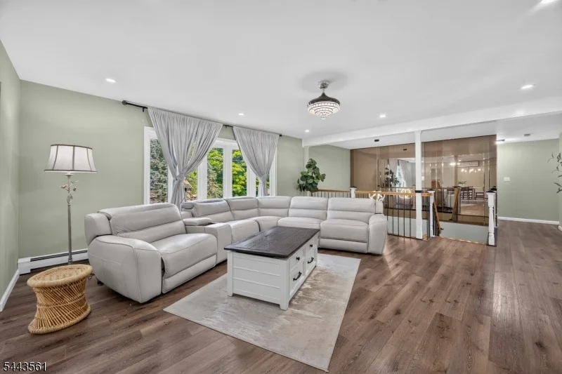 Photo of 14 Meadow Ln