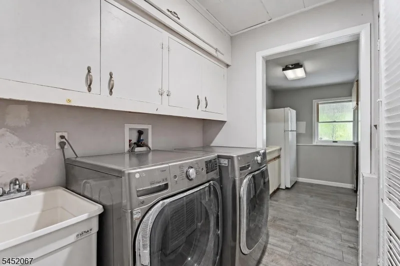 Photo of 23 Douglas Dr