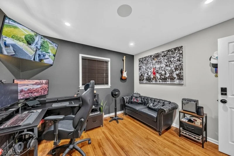 Photo of 42 Donnalin Pl