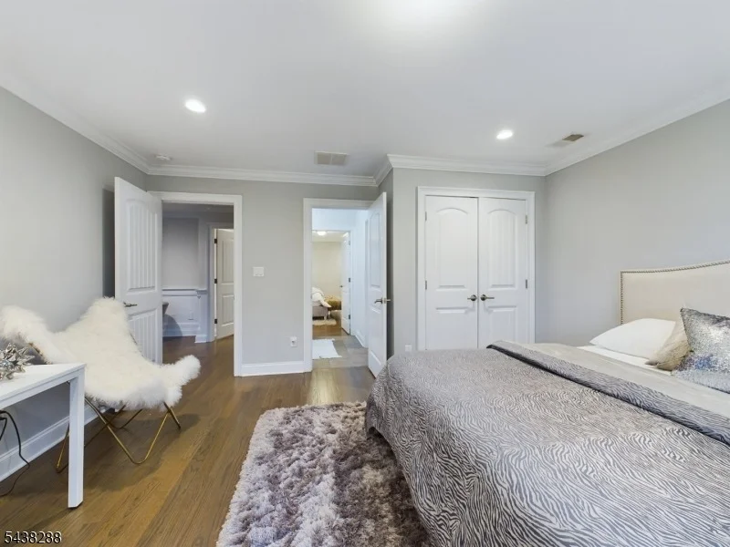 Photo of 301 Garrett Rd