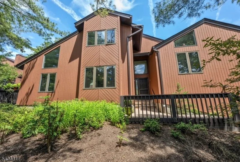 Photo of 27 Moran Rd