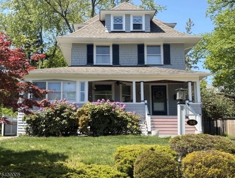 Photo of 88 Edgemont Rd