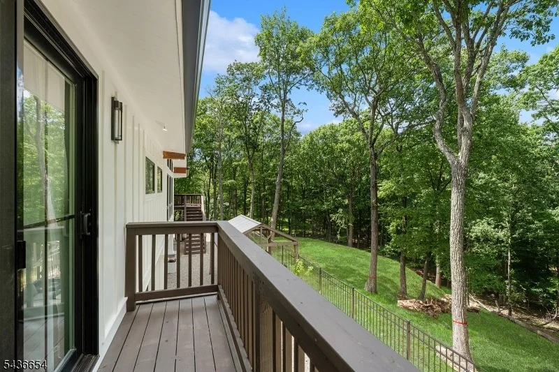 Photo of 9 Hilltop Rd