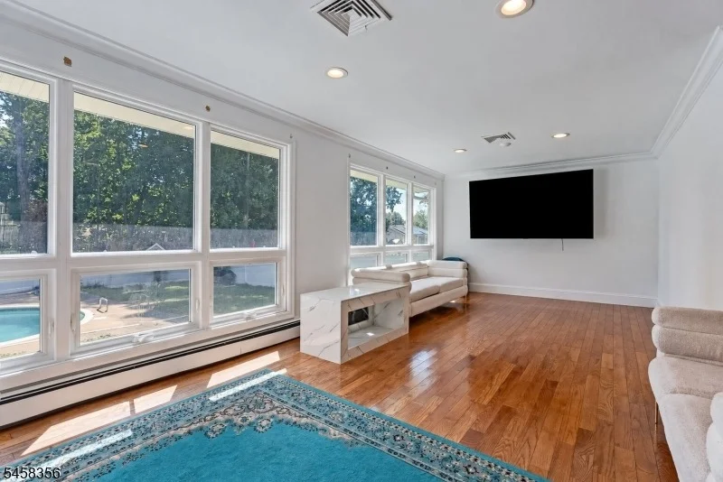 Photo of 64 Spring Valley Rd