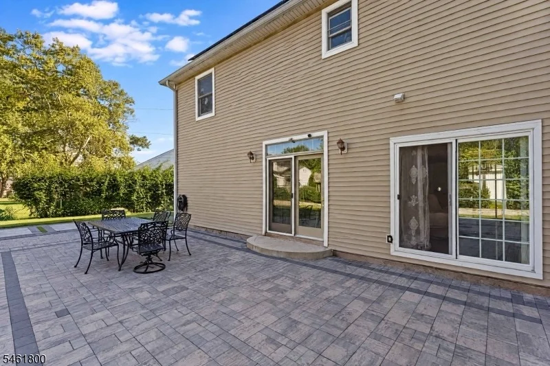 Photo of 4 Conklin Dr