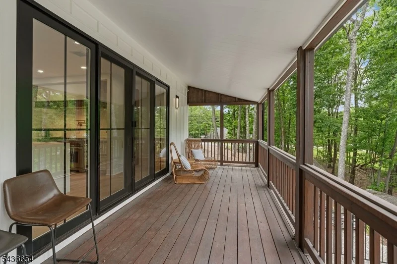 Photo of 9 Hilltop Rd