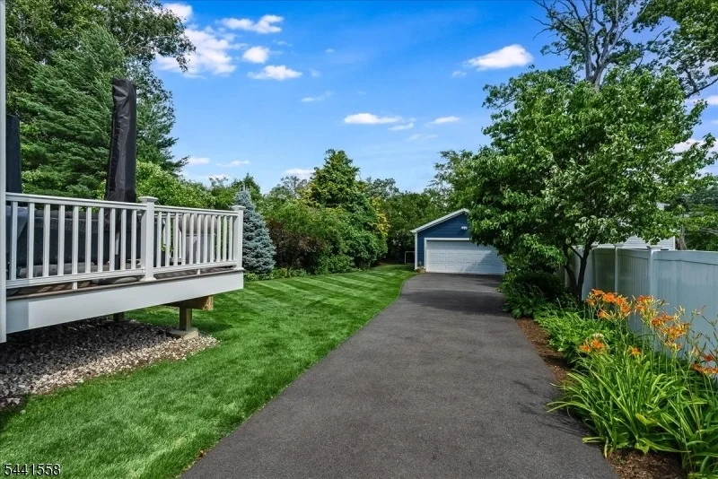 Photo of 27 Montclair Ave