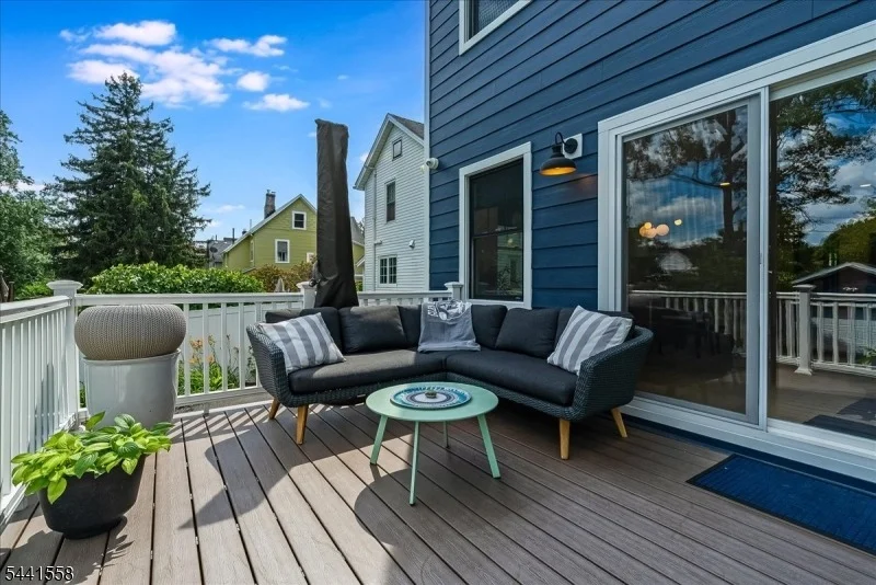 Photo of 27 Montclair Ave