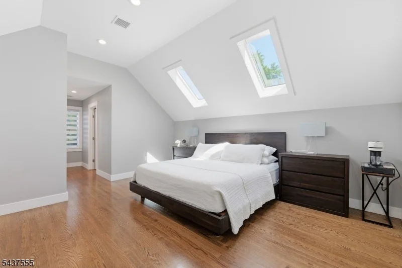 Photo of 307 N Farview Ave