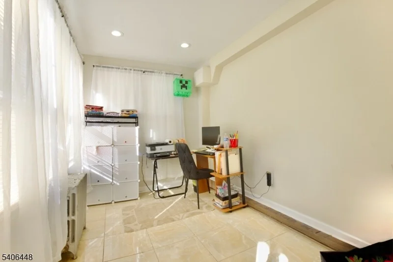 Photo of 14 Fuller Pl