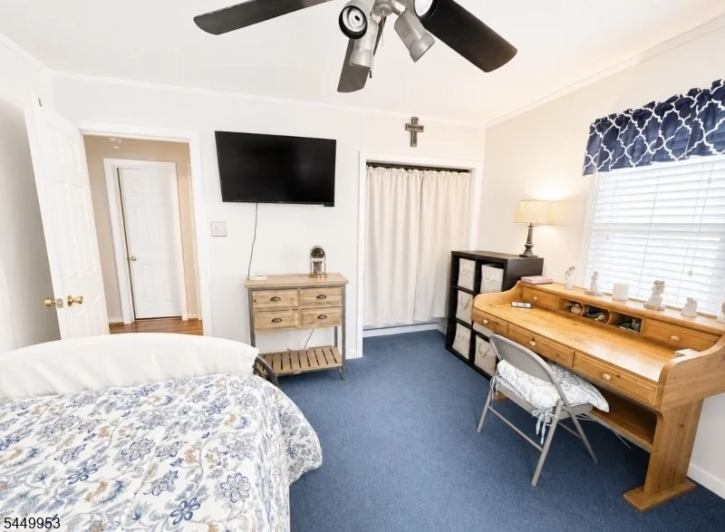 Photo of 501 Diamond Spring Rd