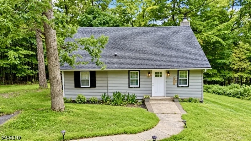 Photo of 389 Green Rd