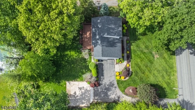 Photo of 27 Bogert Rd