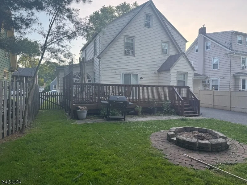 Photo of 1133 Stilford Ave